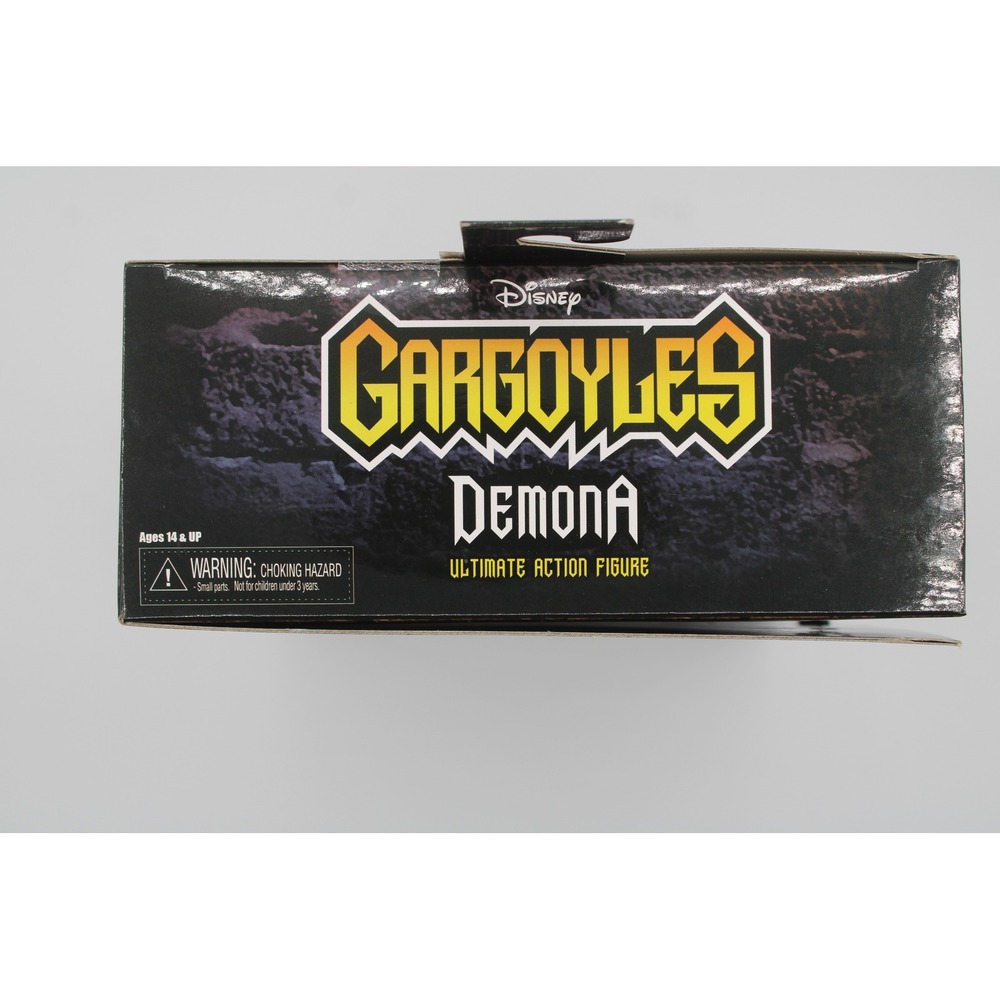 Gargoyles‎ Demona Ultimate Action Figure - Picture 7 of 7